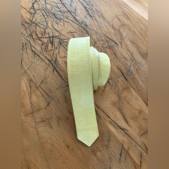 le chateau Other - 💥2 for 1💥Vintage Le Chateau Skinny Yellow Leather Necktie - late 70s & 80s